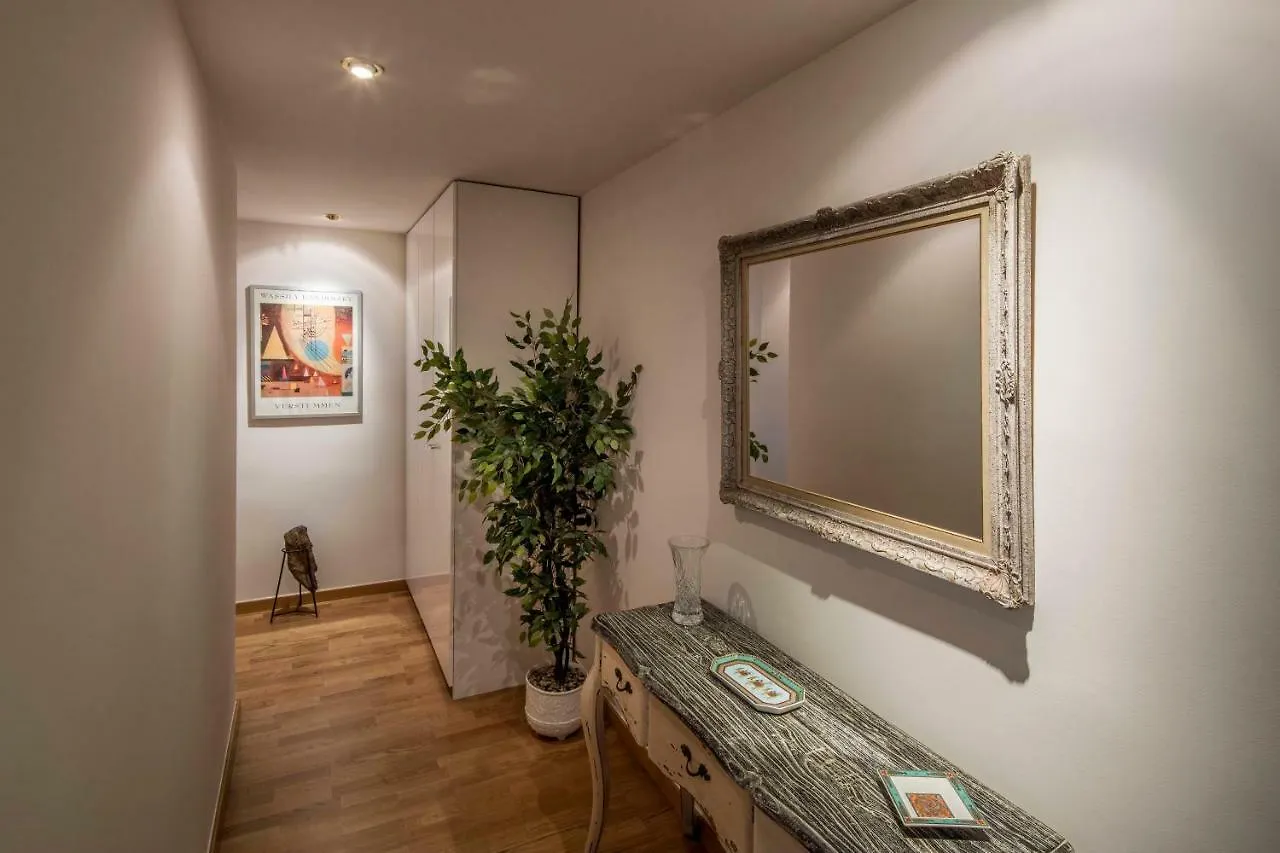 Atico Con Gran Terraza En El Corazon De Girona Apartment