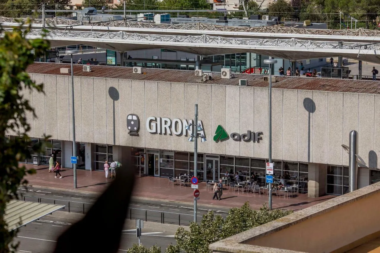 Atico Con Gran Terraza En El Corazon De Girona Apartment 0*,
